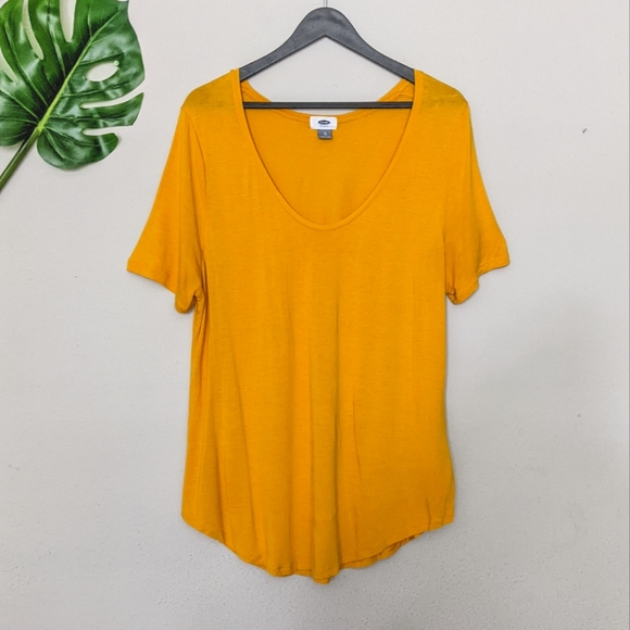 Old Navy Tops - Old Navy NWOT mustard yellow short sleeve flowy tee size XL